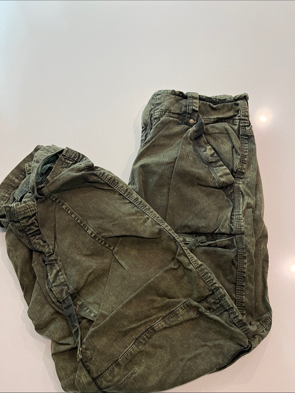 We the Free Women’s Olive Green Utility Cargo Pants